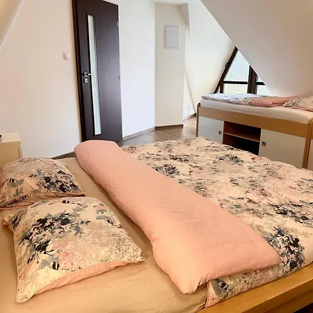 Vakantiehuis Pri Jazere *